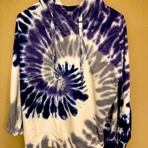 Sweatshirt tie-dye